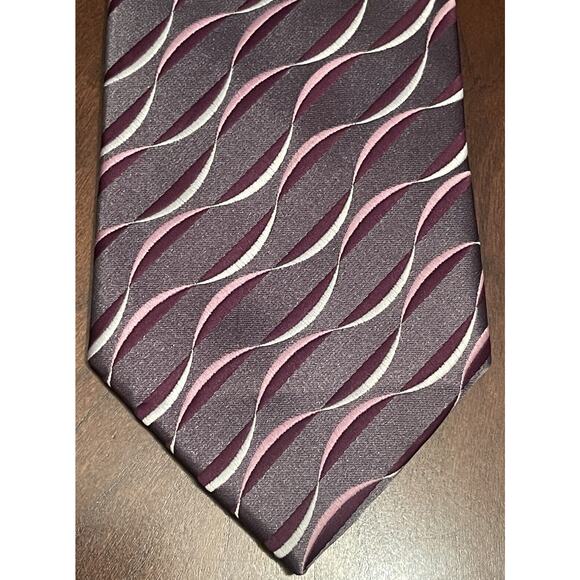 Barcelona Cravatte Purple Pink Gray 100% Polyester Men’s Neck Tie Made In China - Picture 1 of 9